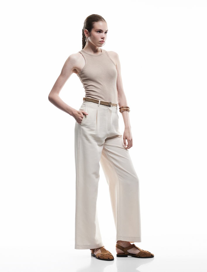  Geniş Paça Kemerli Keten Karışımlı Pantolon