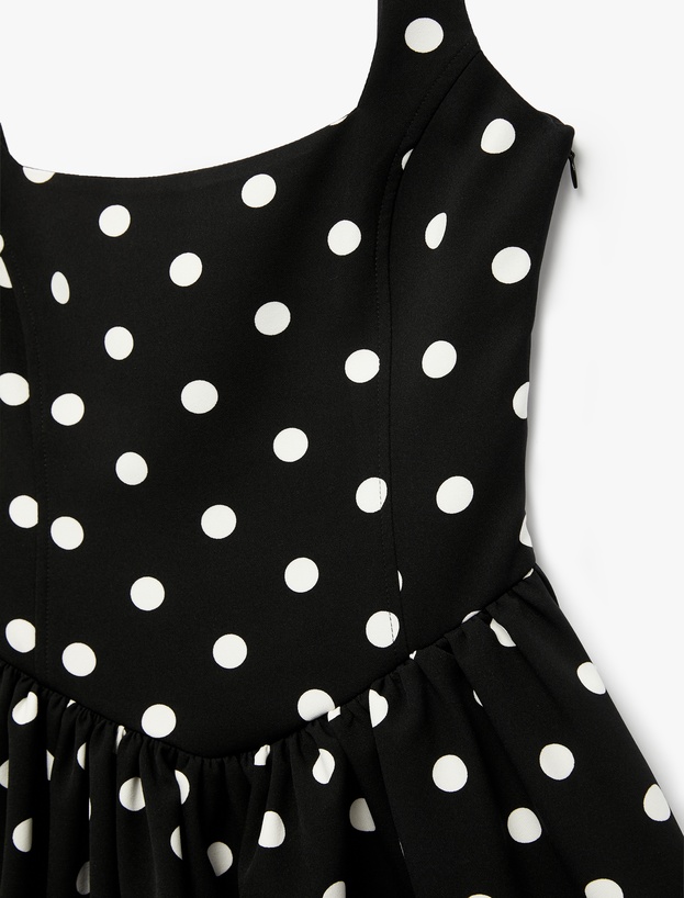 Kare Yaka Kolsuz Slim Fit Volanlı Puantiyeli Mini Abiye Elbise_4