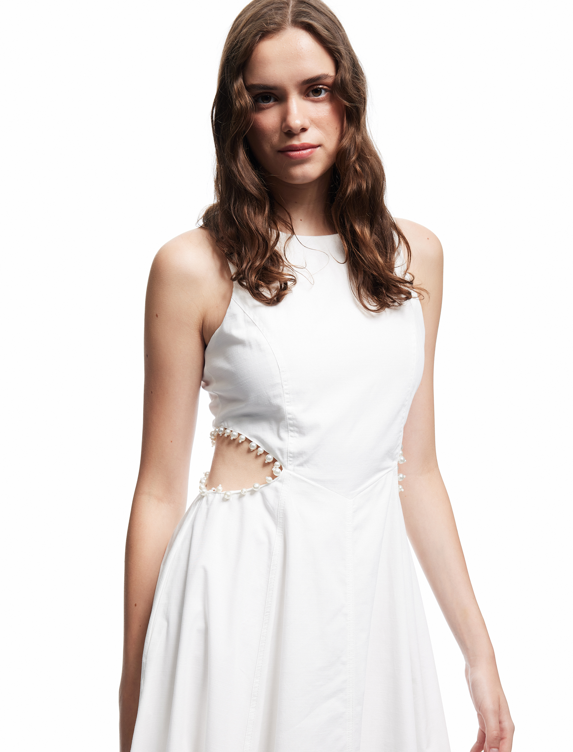   Pamuklu Astarlı Bisiklet Yaka Pencere Detaylı Boncuk İşlemeli Kolsuz Midi Elbise