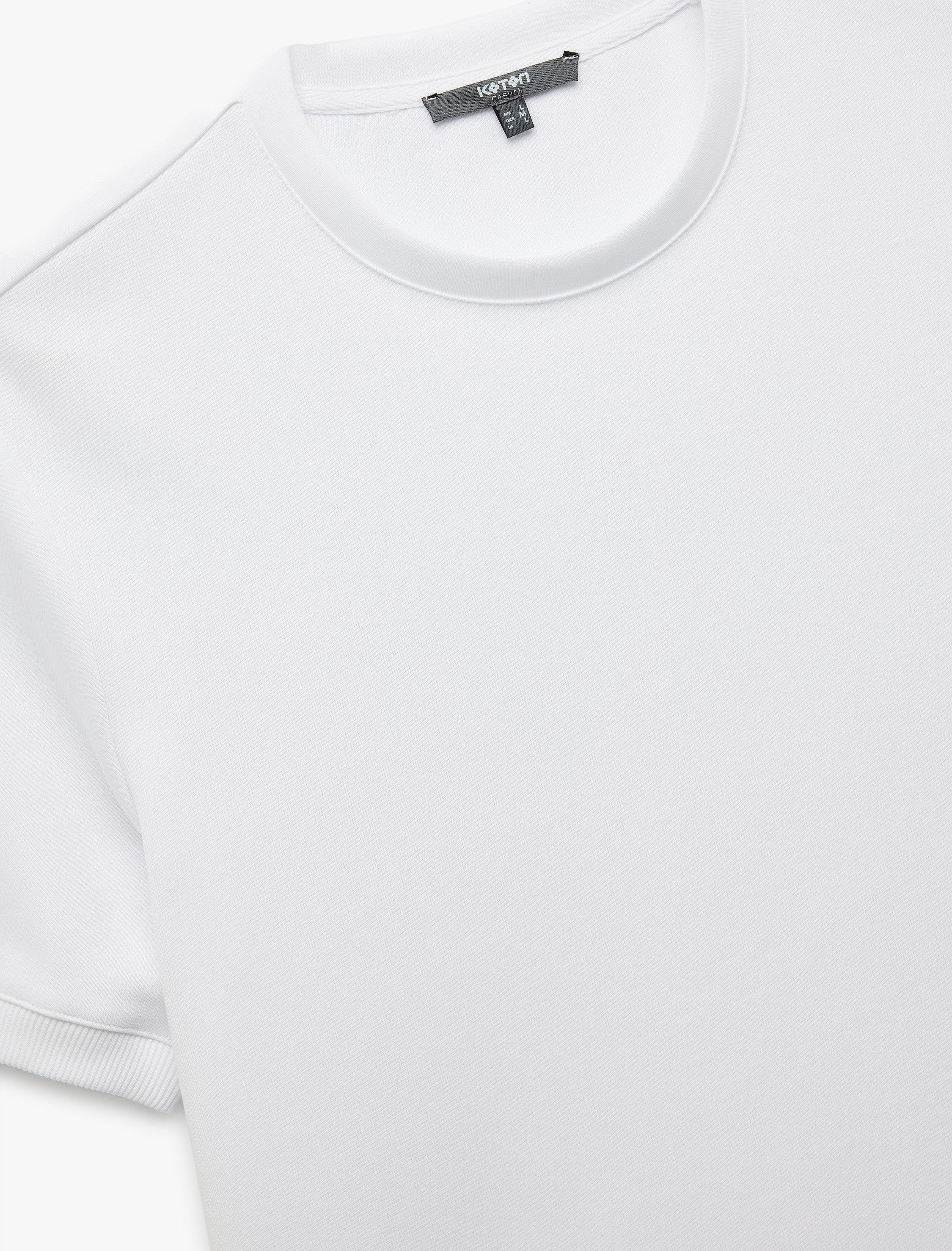   Pamuklu Kısa Kollu Tok Kumaş Regular Fit Bisiklet Yaka Basic Tişört