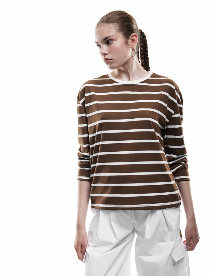  Uzun Kollu Bisiklet Yaka Çizgili Tişört