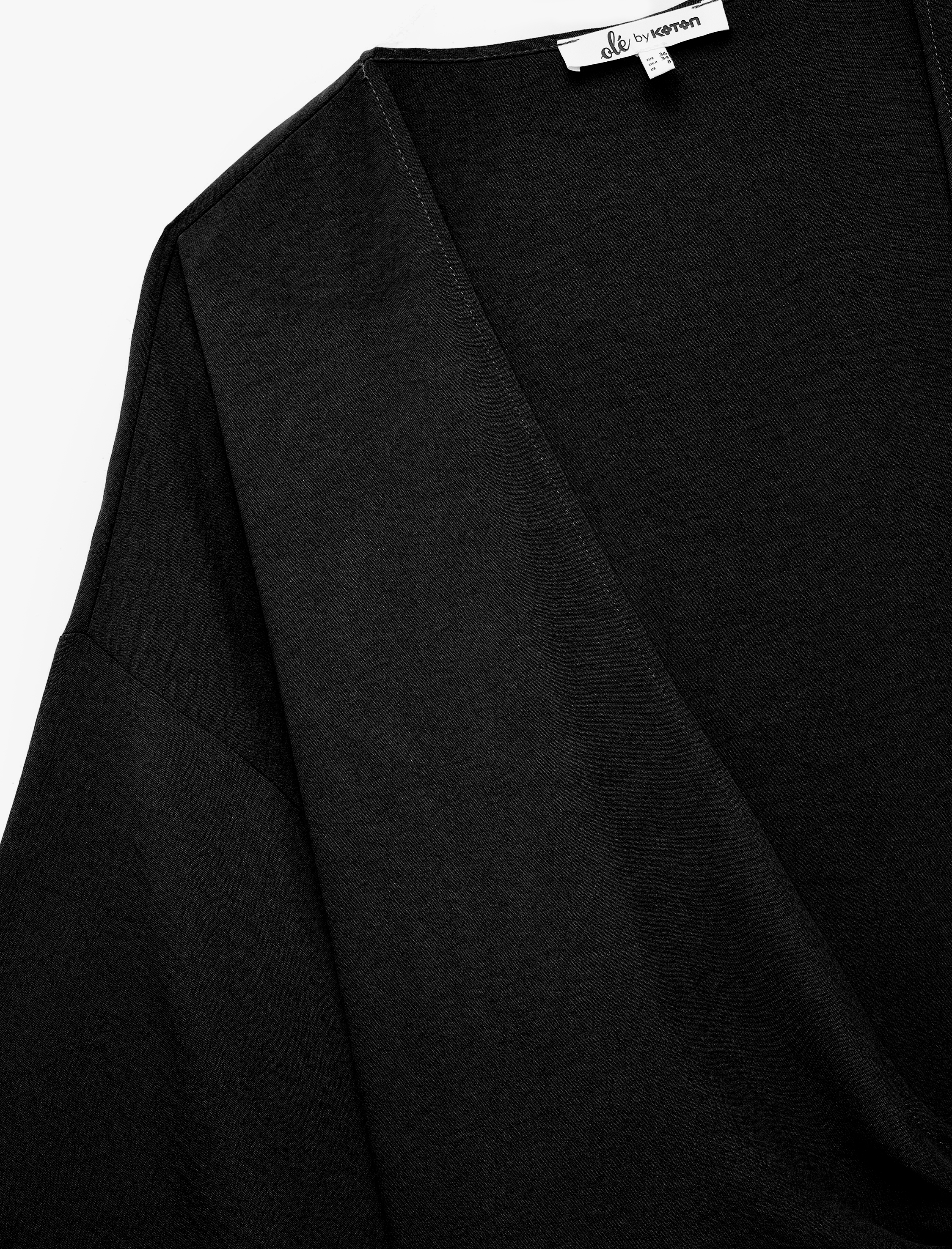   Kısa Kollu Kruvaze Yaka Bağlama Detaylı Oversize Kimono