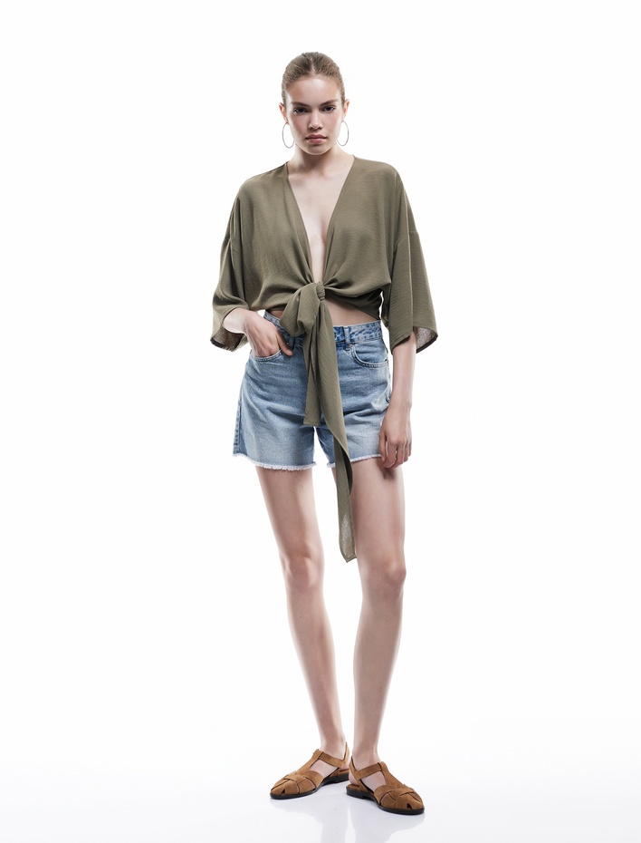  Kısa Kollu Kruvaze Yaka Bağlama Detaylı Oversize Kimono