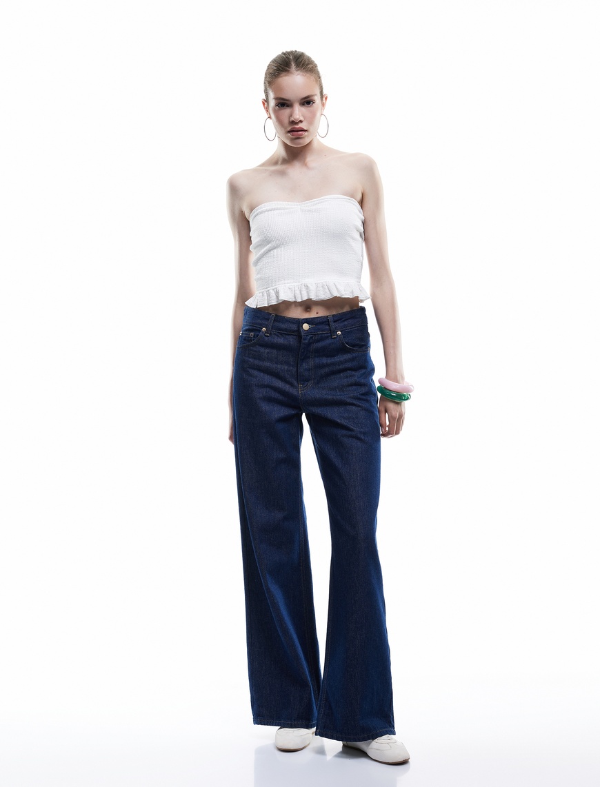   Bürümcük Kolsuz Volanlı Slim Fit Straplez Bluz