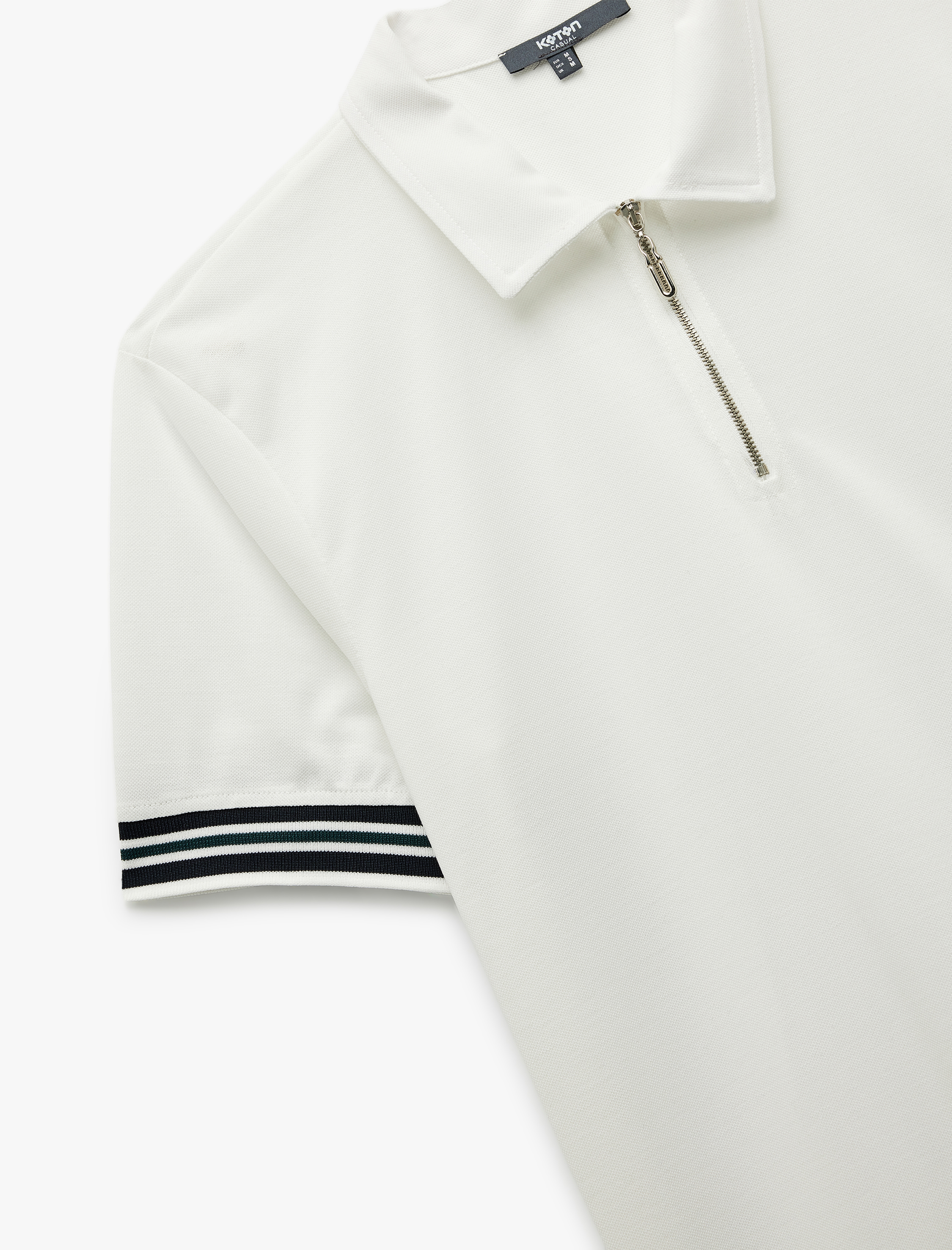   Fermuarlı Çizgi Detaylı Regular Fit Pike Kumaş Kısa Kollu Polo Yaka Tişört