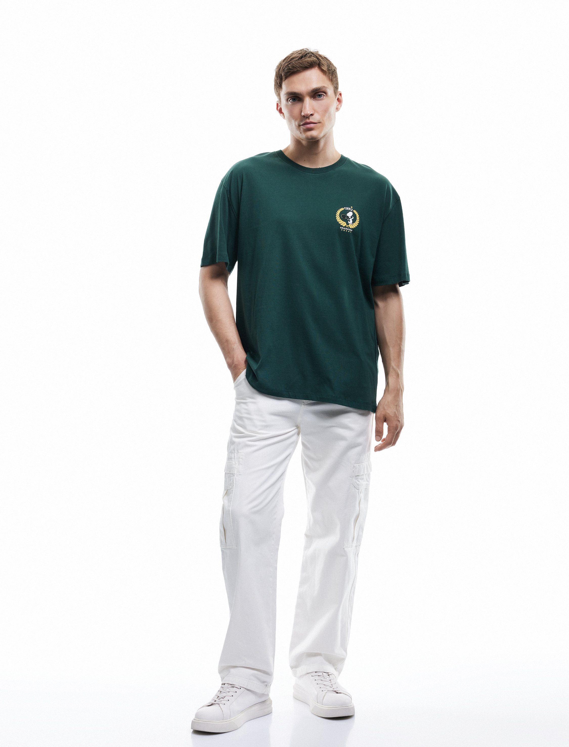   Arkası Baskılı Kısa Kollu Pamuklu Bisiklet Yaka Oversize Lisanslı Snoopy Tişört