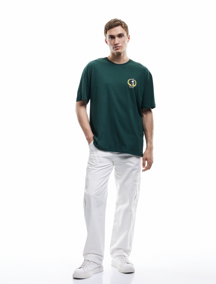  Arkası Baskılı Kısa Kollu Pamuklu Bisiklet Yaka Oversize Lisanslı Snoopy Tişört