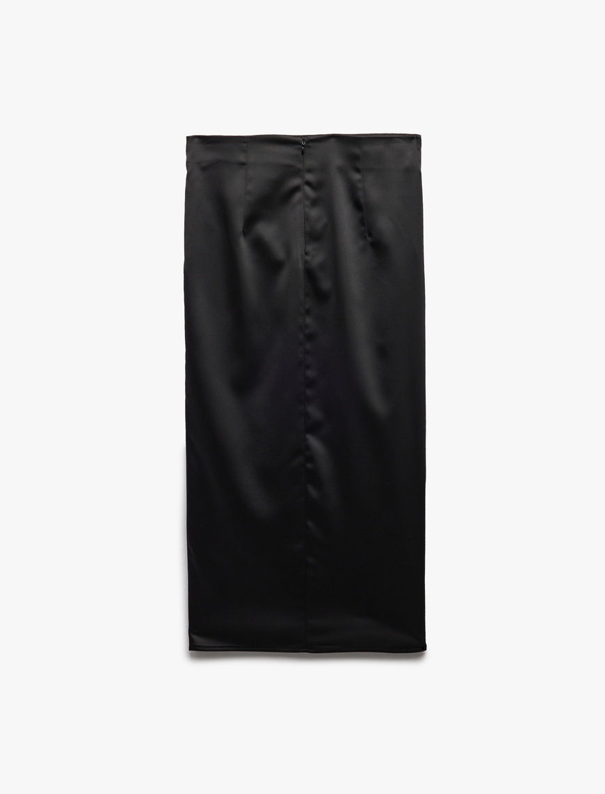   Kruvaze Yırtmaç Detaylı Slim Fit Saten Midi Etek