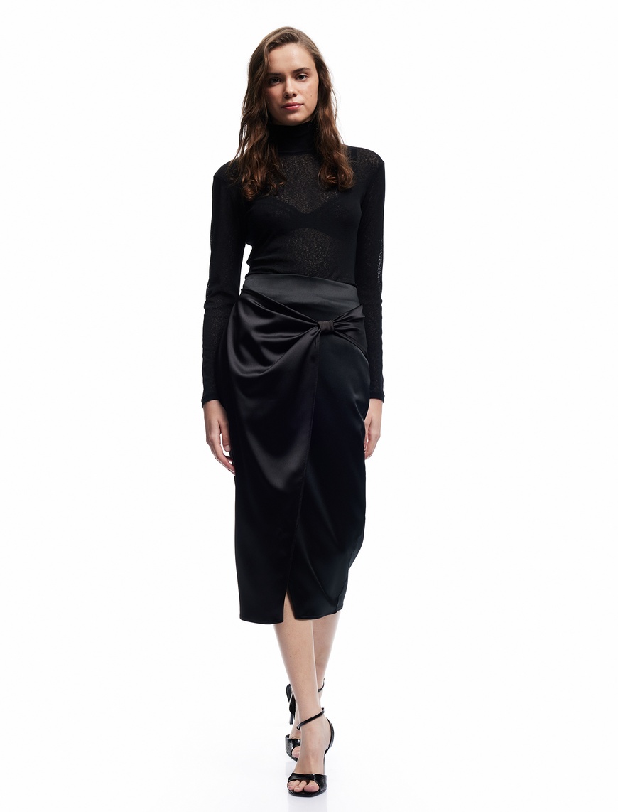   Kruvaze Yırtmaç Detaylı Slim Fit Saten Midi Etek