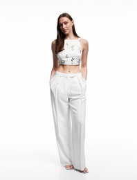 Nakış Detaylı Gipeli Halter Yaka Crop Çiçekli Bluz