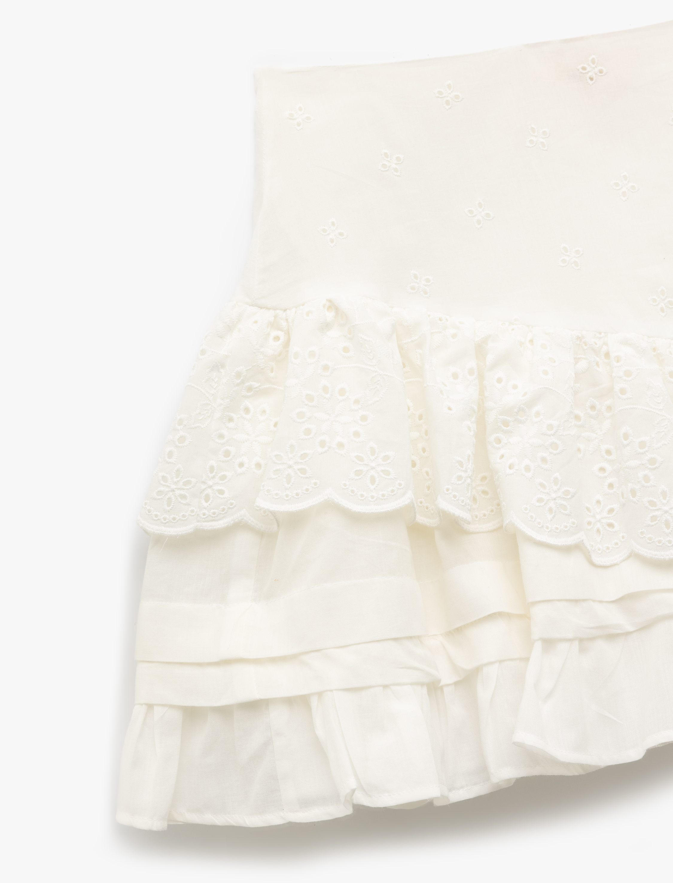   Astarlı Kat Kat Brodeli Fisto Fırfırlı Mini Etek