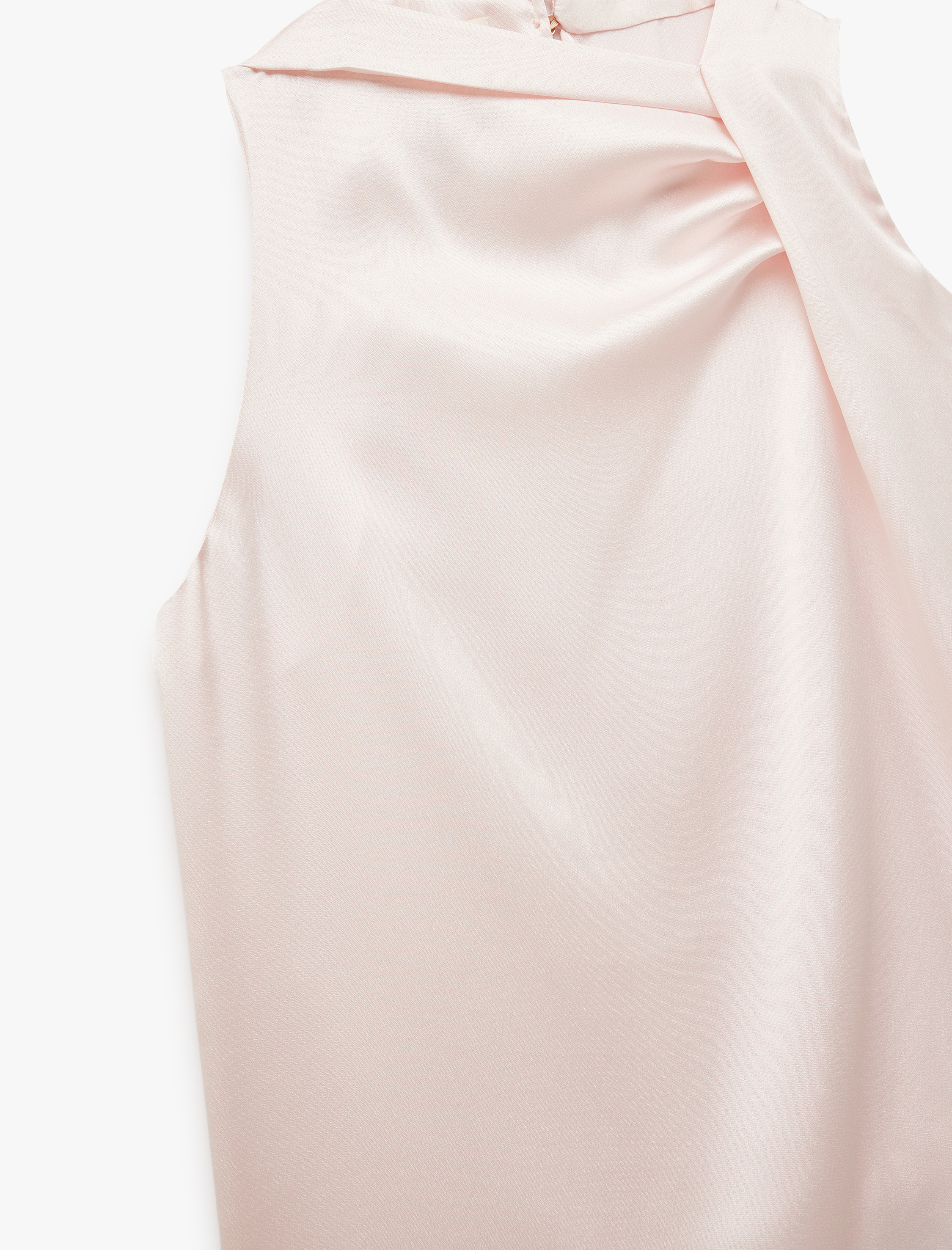   Bisiklet Yaka Drape Detaylı Kolsuz Saten Bluz