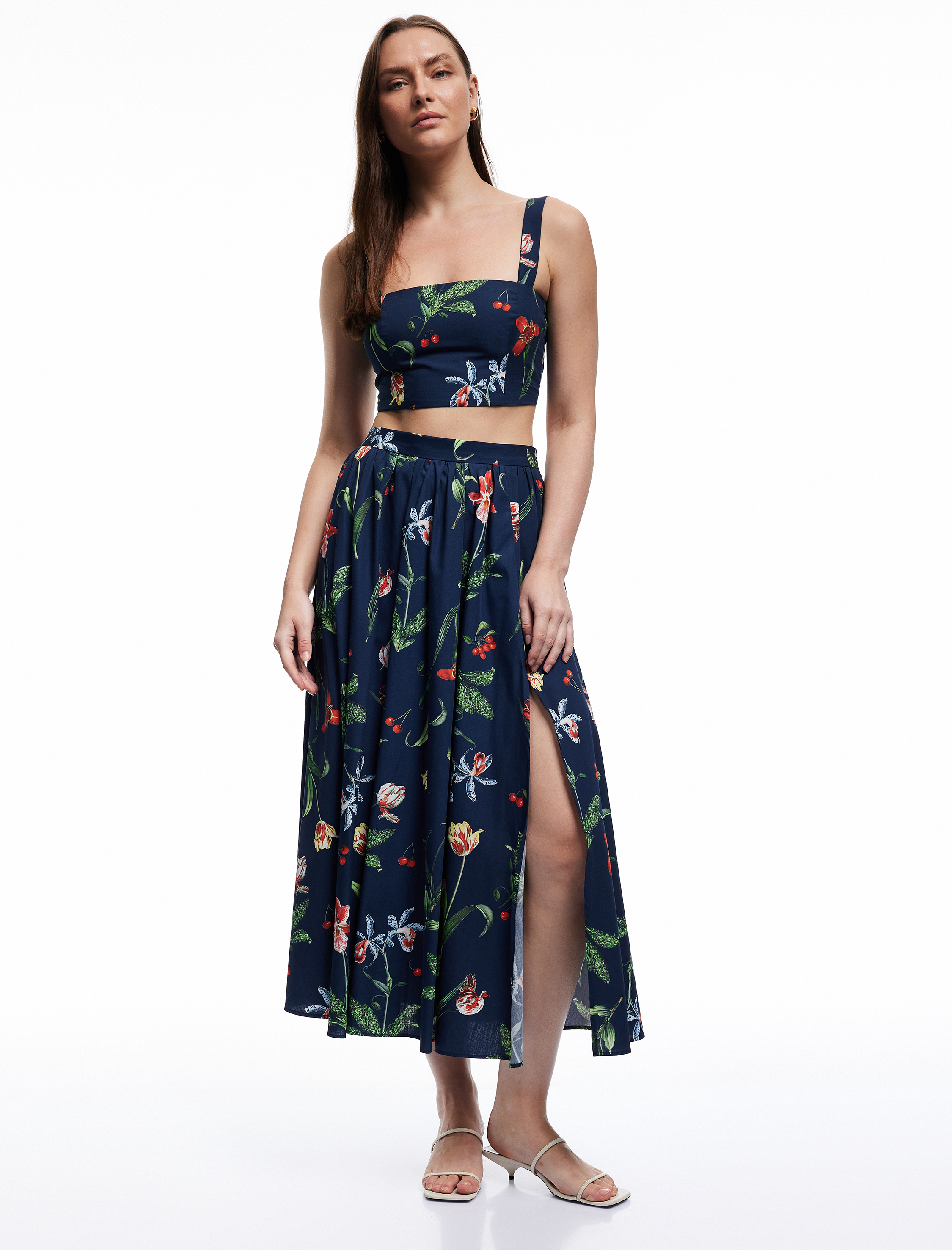   Pamuklu Yırtmaç Detaylı Cepli Pileli Midi Boy Kiraz Baskılı Çiçekli Kloş Etek