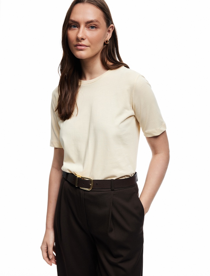  Pamuklu Kısa Kollu Bisiklet Yaka Basic Tişört