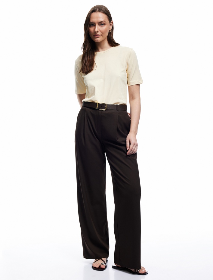  Pamuklu Kısa Kollu Bisiklet Yaka Basic Tişört