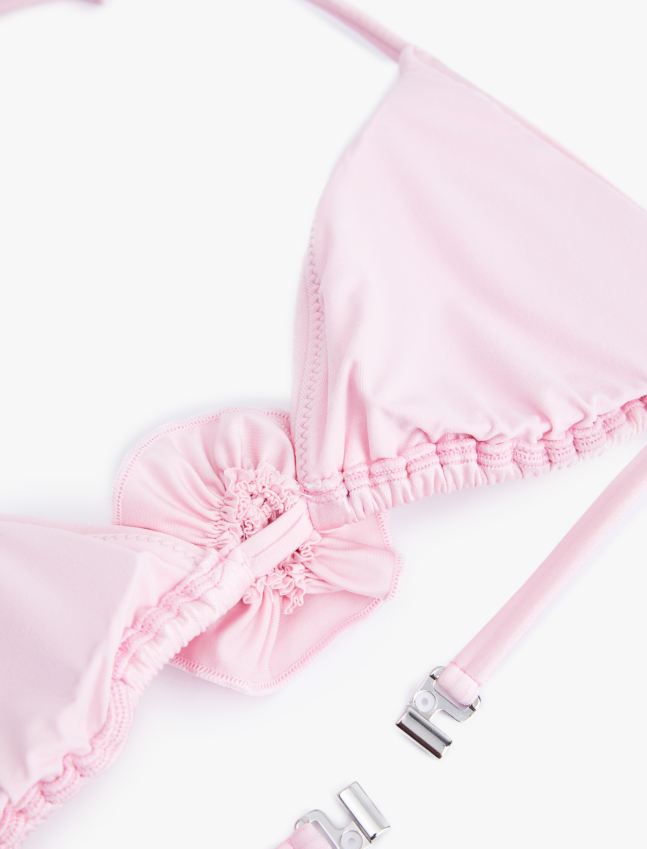   Gül Aplike Detaylı Üçgen Bikini Üstü