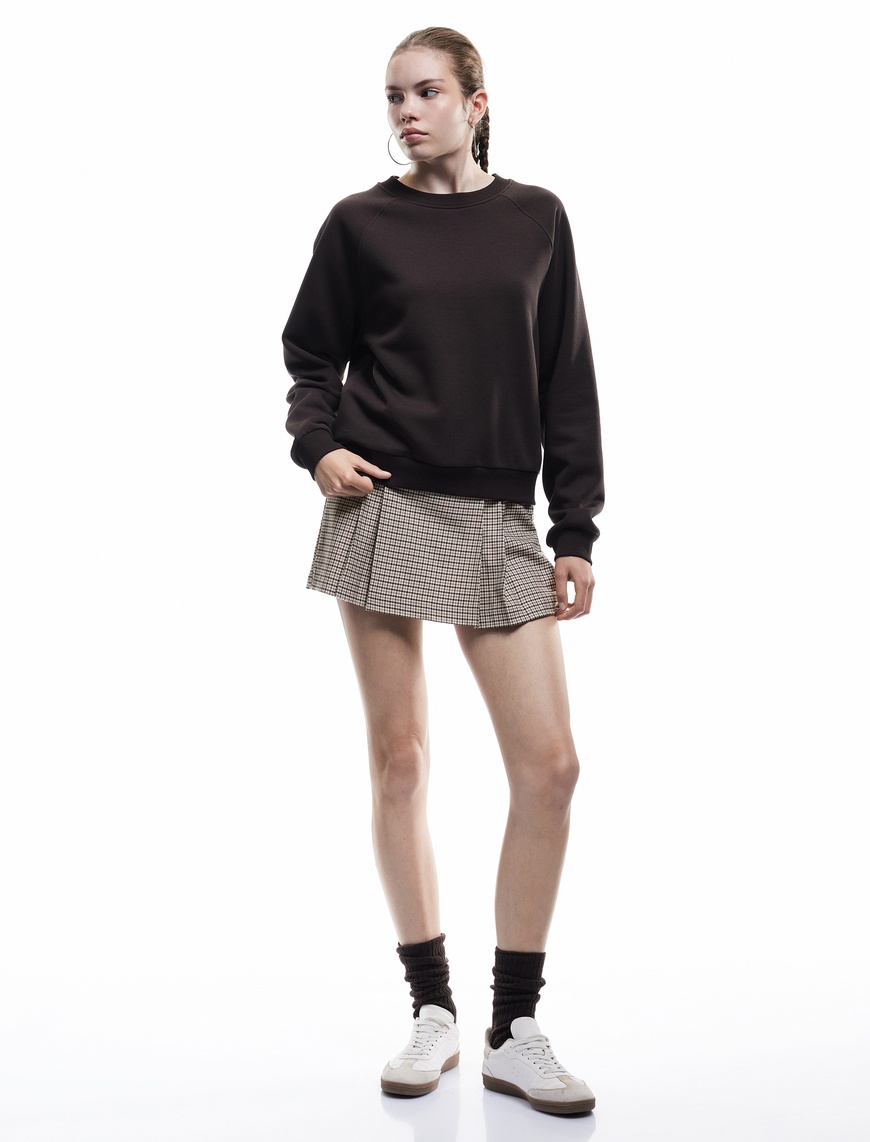   Şardonlu Uzun Kollu Bisiklet Yaka Basic Oversize Sweatshirt