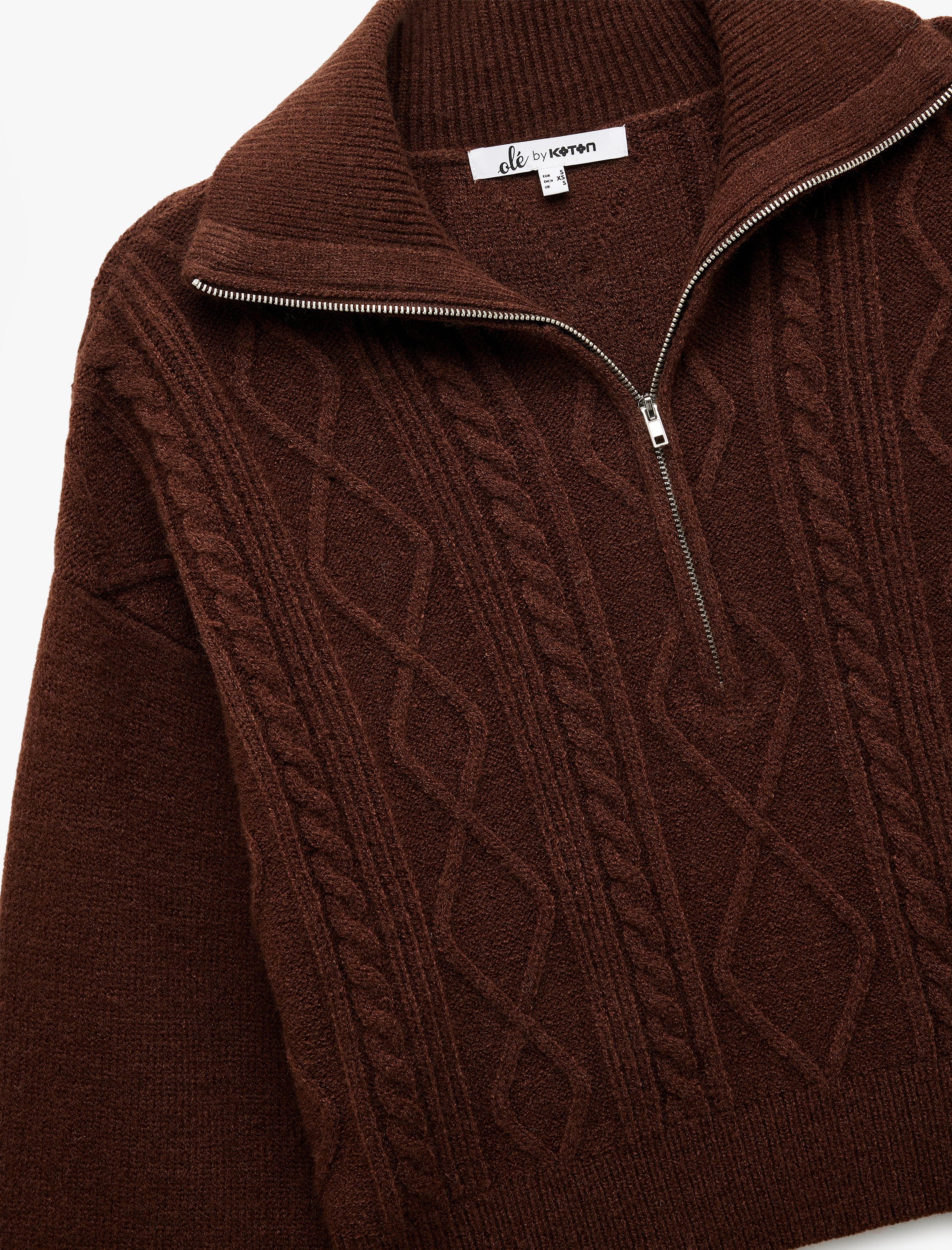   Yarım Fermuarlı Yaka Uzun Kollu Saç Örgü Dokulu Triko Kazak