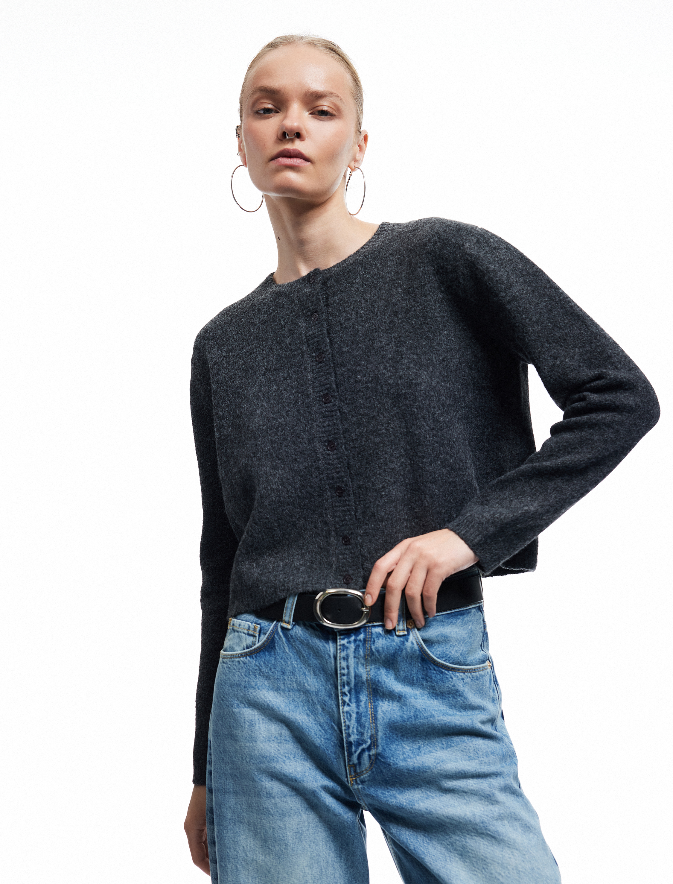   Uzun Kollu Bisiklet Yaka Düğmeli Triko Hırka