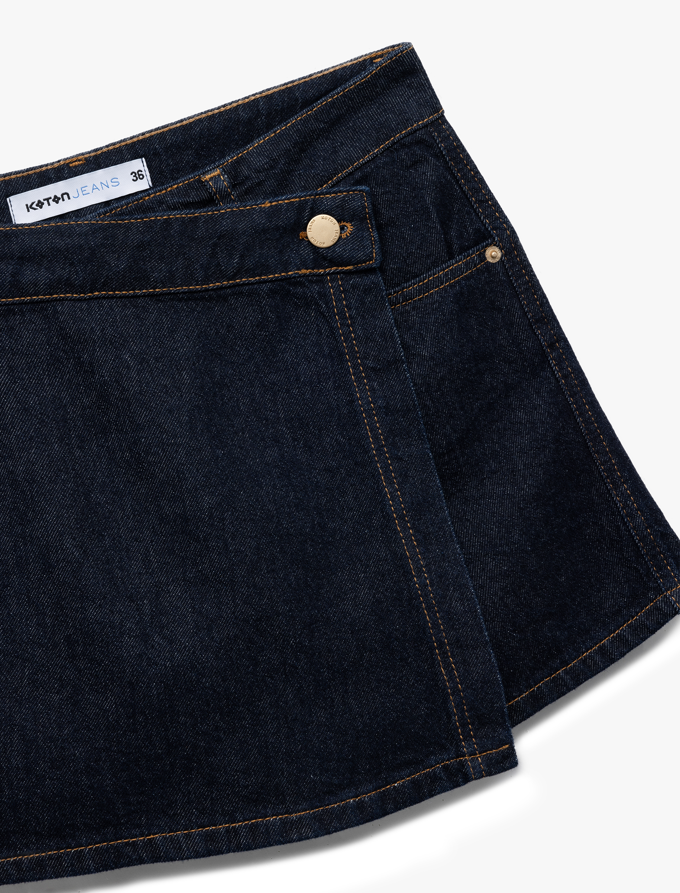   Pamuklu Normal Bel Asimetrik Kesim Düğmeli Denim Şort Etek