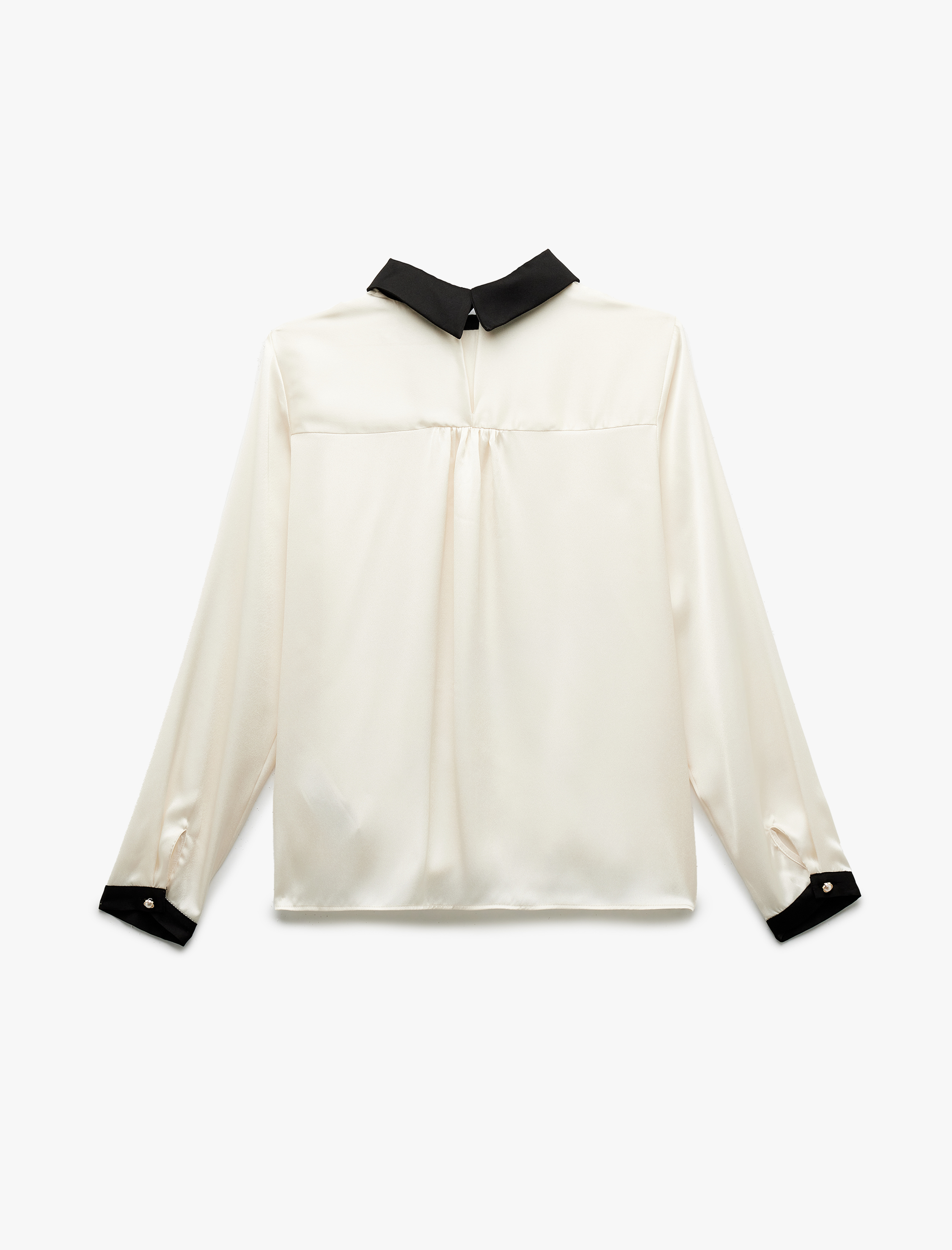   Renk Kontrastlı Metal Aksesuarlı Uzun Kollu Bluz