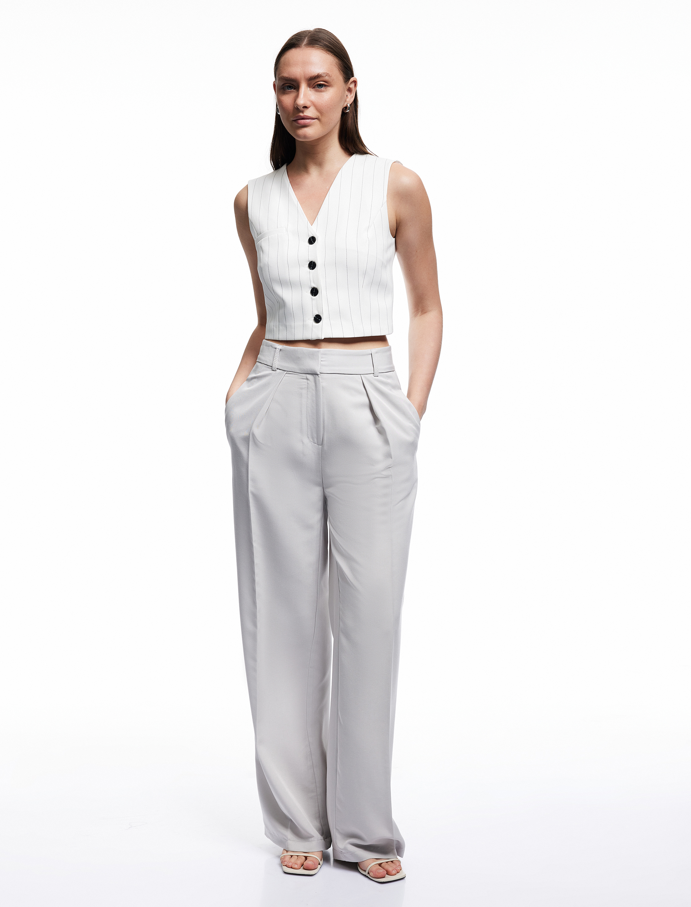   Modal Kumaş Karışımlı Pile Detaylı Cepli Yüksek Bel Geniş Paça Palazzo Pantolon