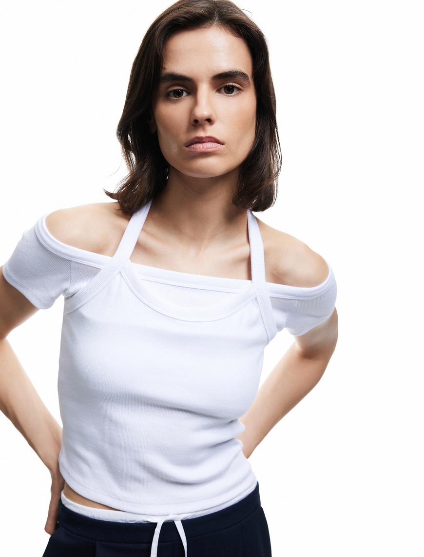   Pamuklu Slim Fit Boyundan Bağlama Detaylı Kısa Kollu Tişört