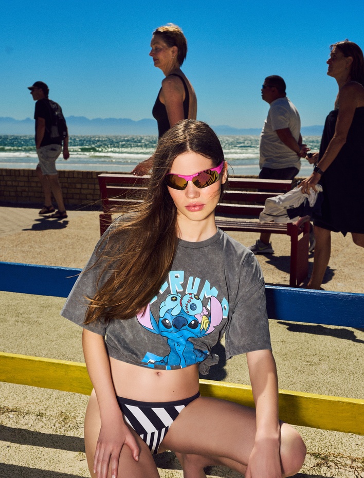  Stitch Lisanslı Baskılı Kısa Kollu Bisiklet Yaka Oversize Tişört