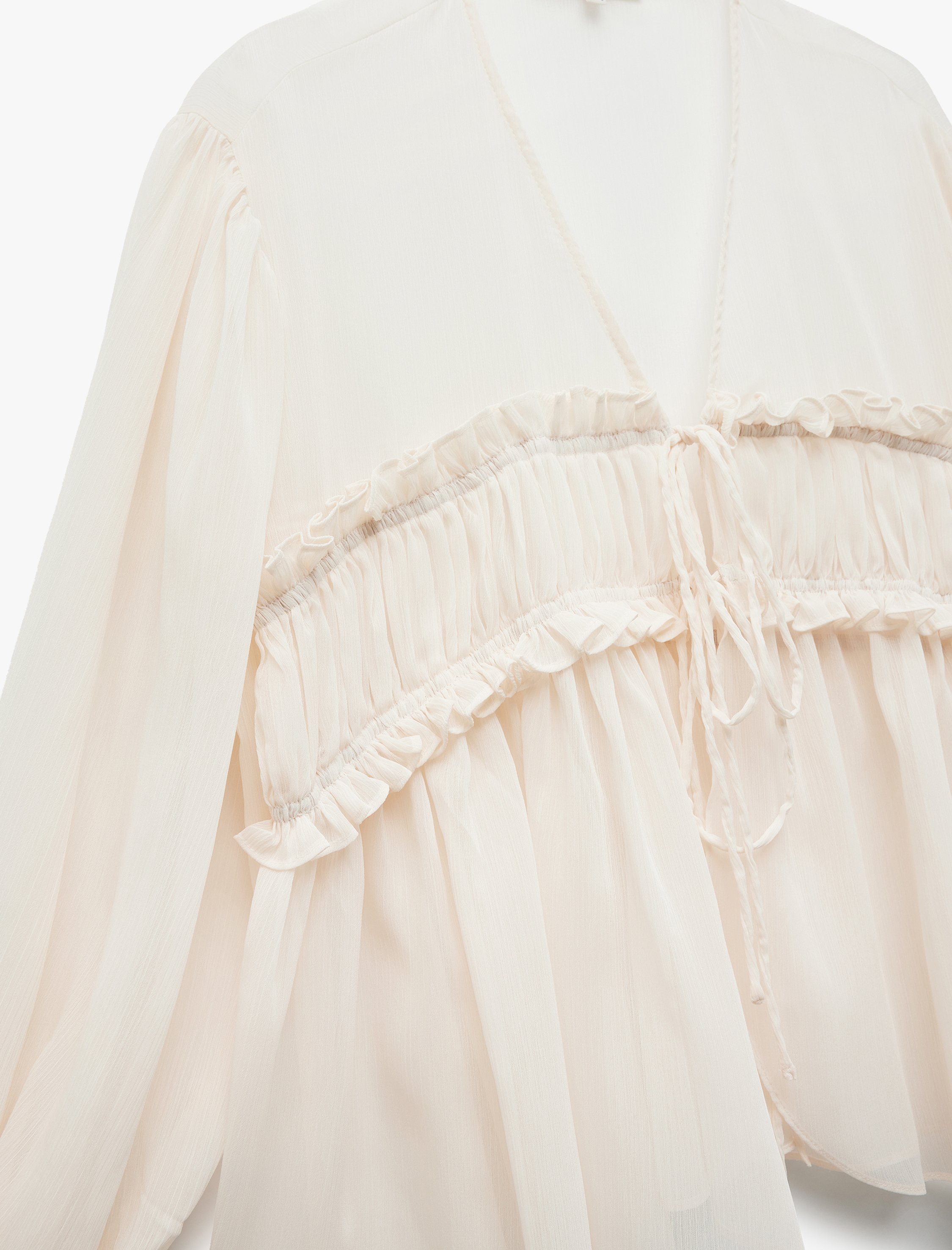   Önden Bağlamalı Fiyonklu V Yaka Uzun Kollu Fırfırlı Şifon Bluz