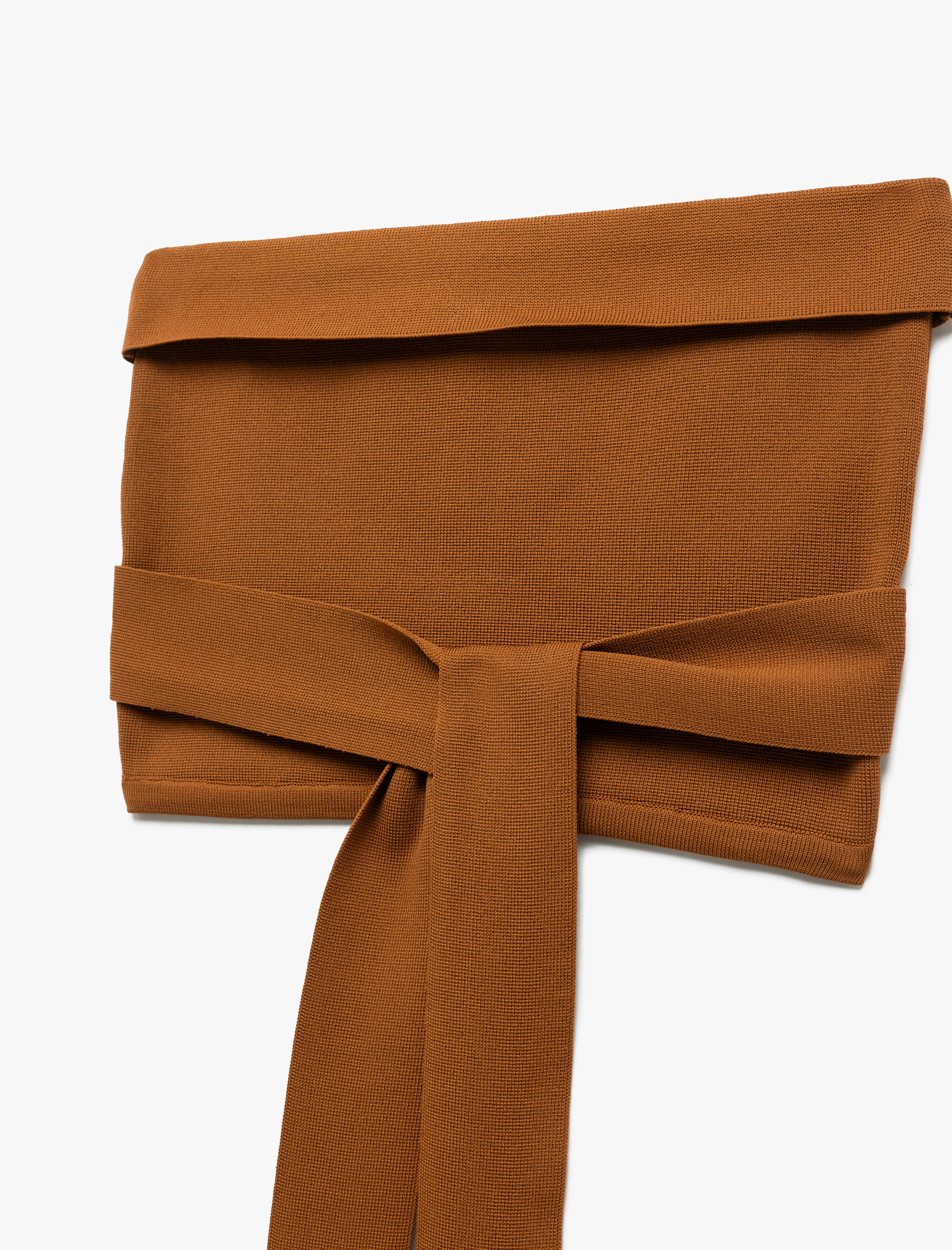   Bağlama Detaylı Straplez Triko Üst