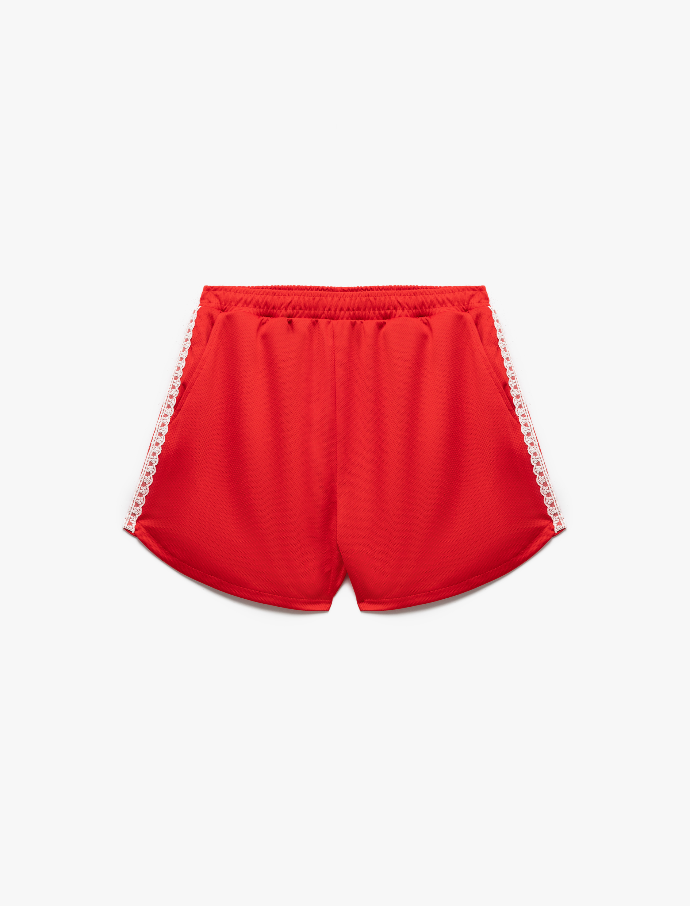   Dantel Detaylı Parlak Beli Lastikli Cepli Mini Şort