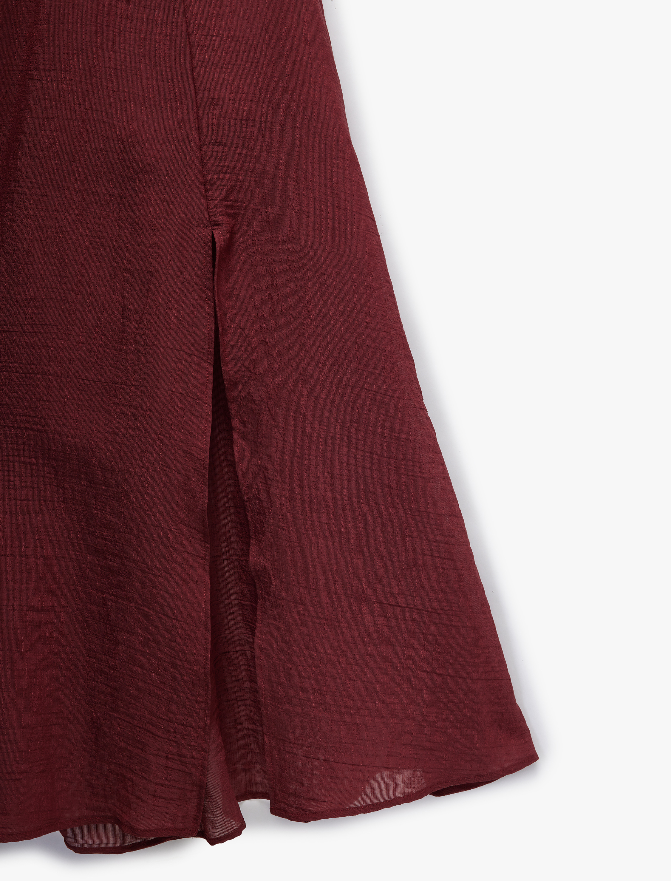 Viskon Kumaş Pencere Detaylı Boyundan Bağlamalı İnce Askılı Uzun Elbise