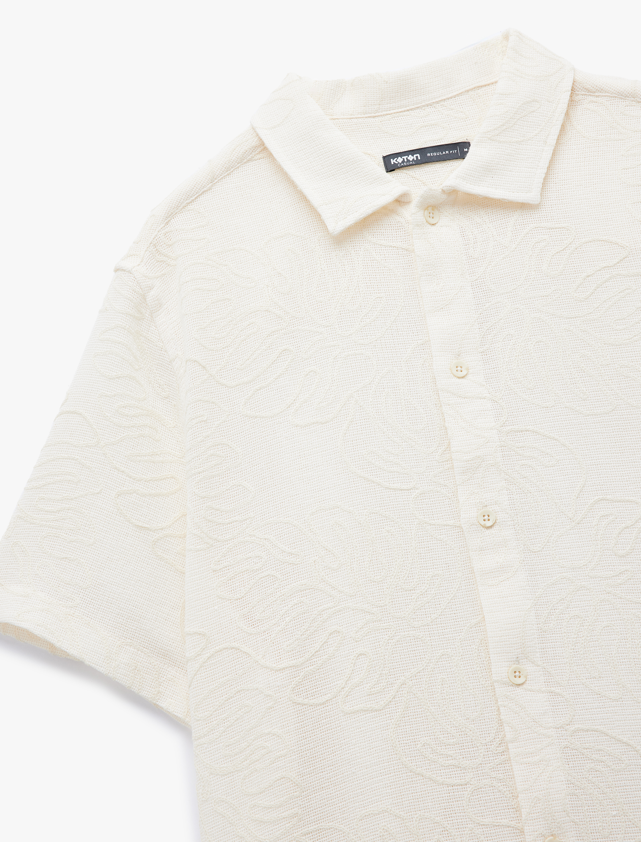   Klasik Yaka Pamuklu Regular Fit Palmiye İşlemeli Kısa Kollu Dokulu Gömlek