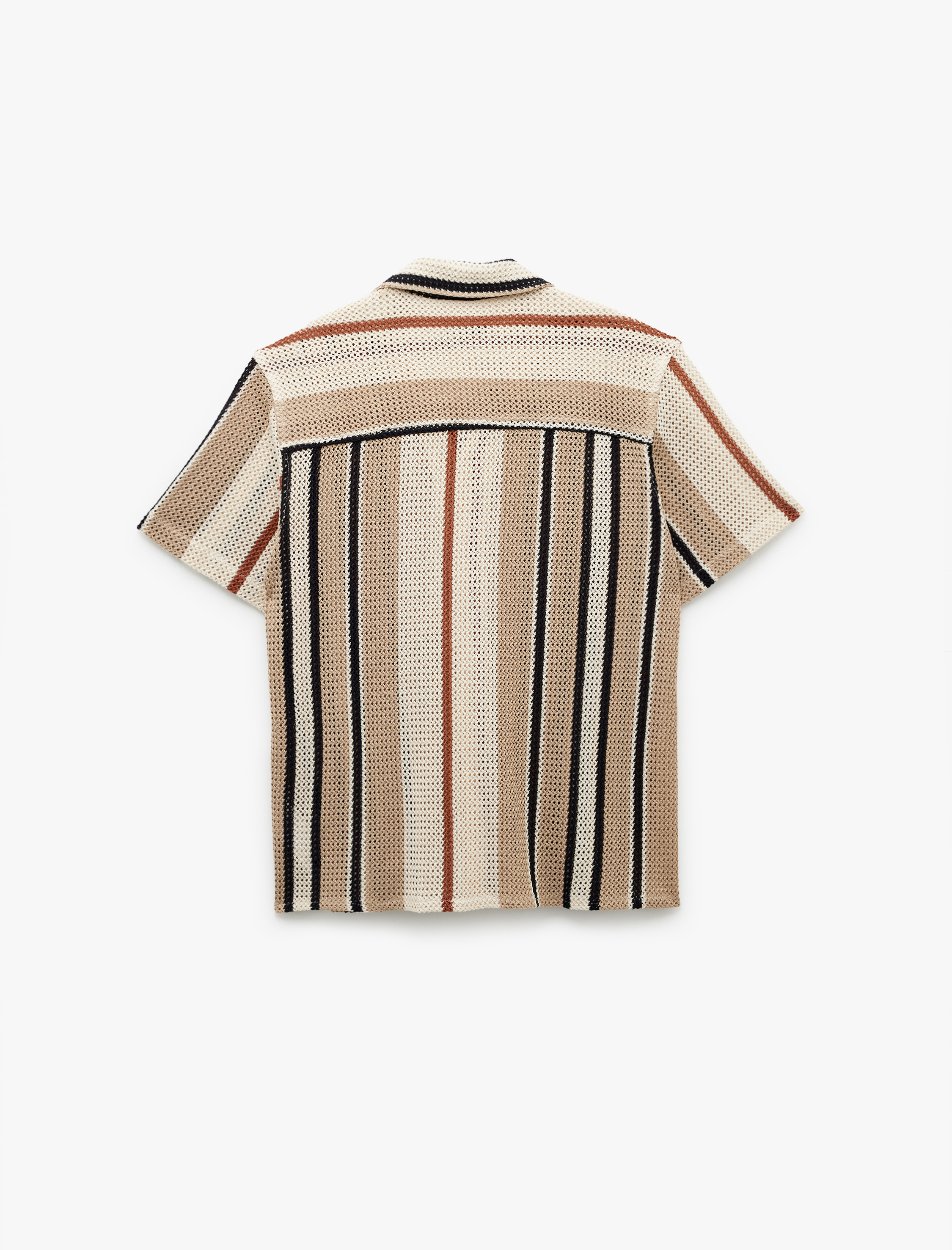   Pamuklu Kısa Kollu Regular Fit Ajurlu Klasik Yaka Çizgili Gömlek