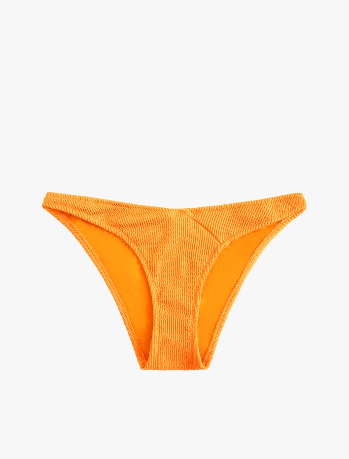  Asimetrik Bel Detaylı Dokulu Brazilian Bikini Altı