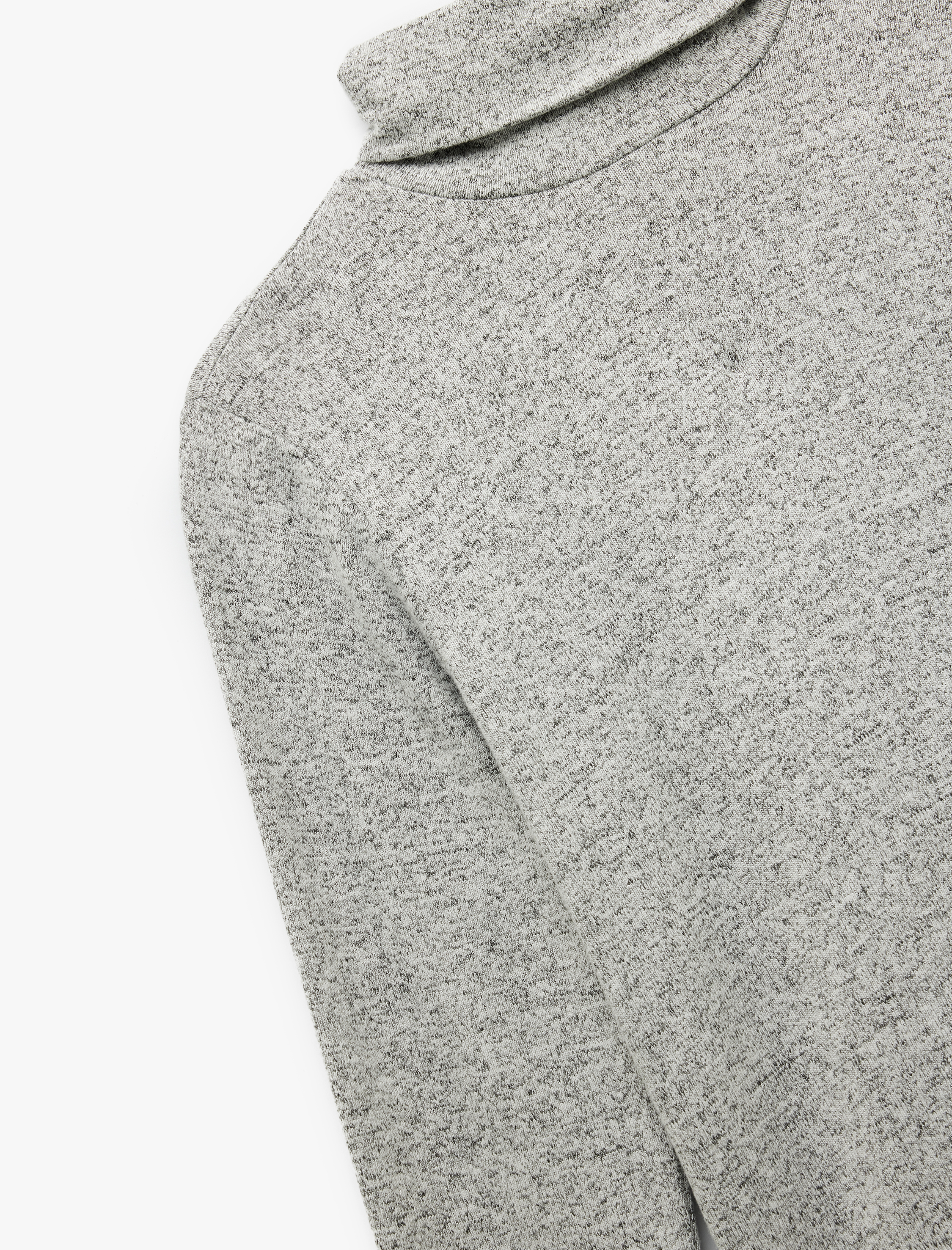   Viskon Kumaş Slim Fit Uzun Kollu Balıkçı Yaka Tişört