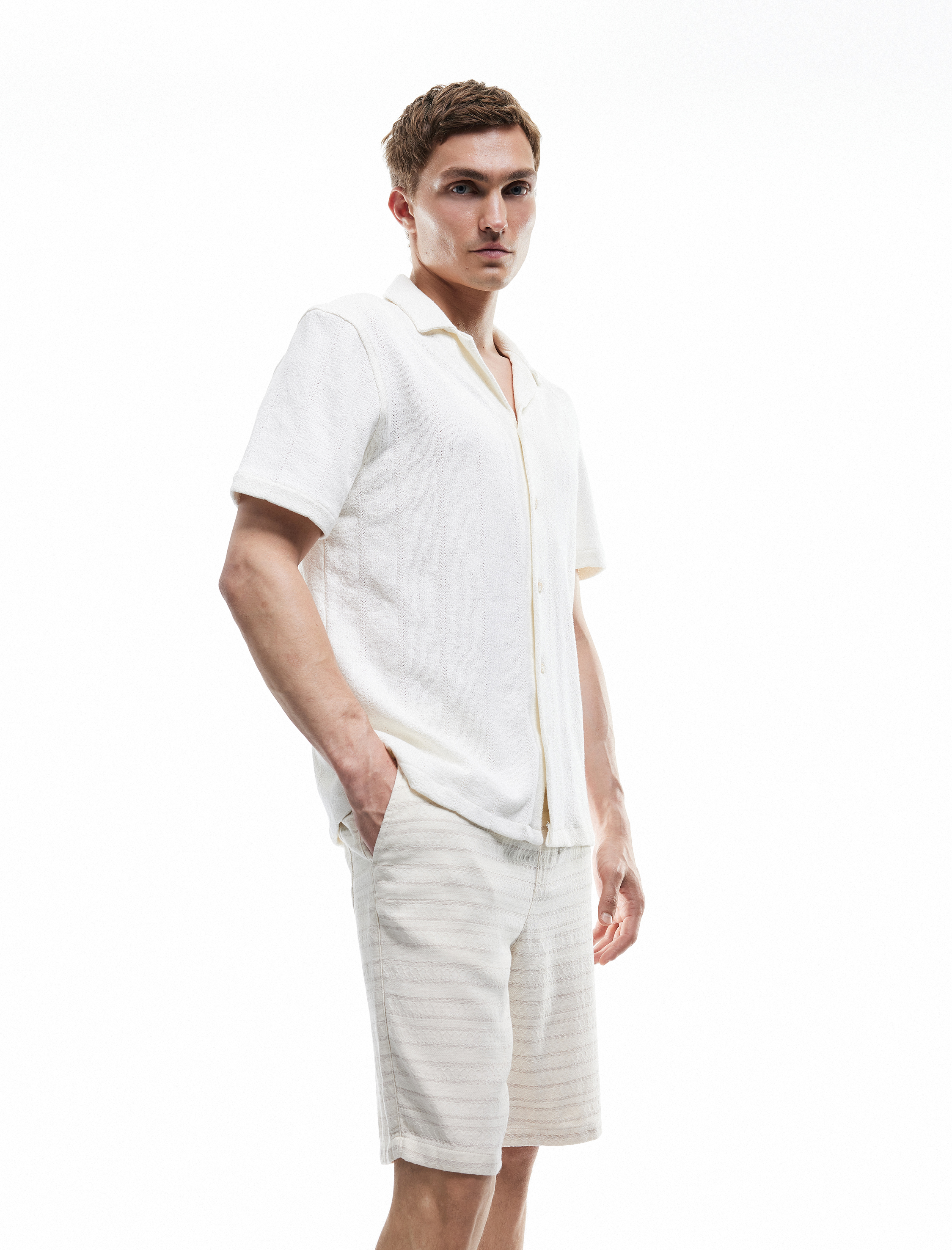   Pamuklu Cep Detaylı Desenli Beli Bağcıklı Şort