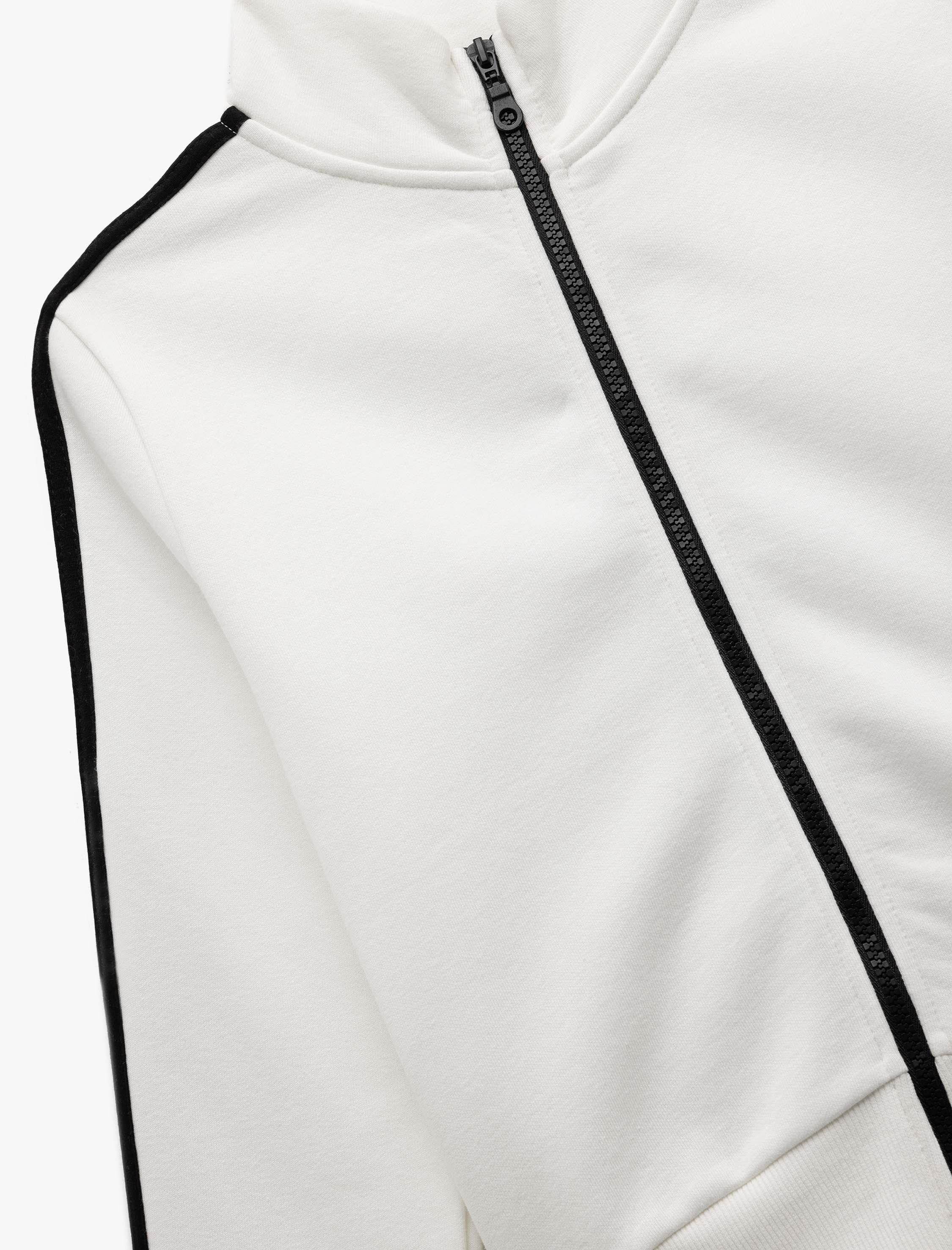   Şardonlu Uzun Kollu Dar Kesim Dik Yaka Fermuarlı Çizgili Sweatshirt