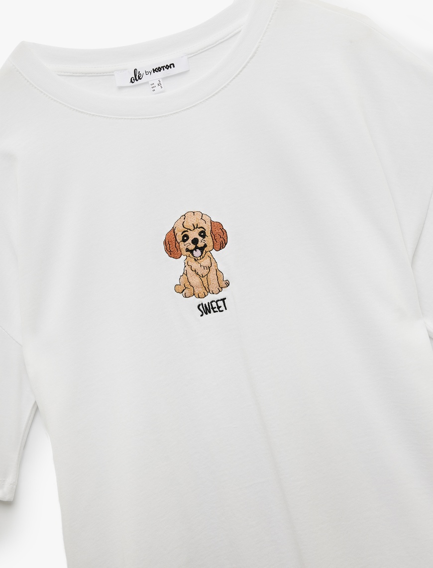   Kısa Kollu Bisiklet Yaka Köpek Nakışlı Pamuklu Tişört