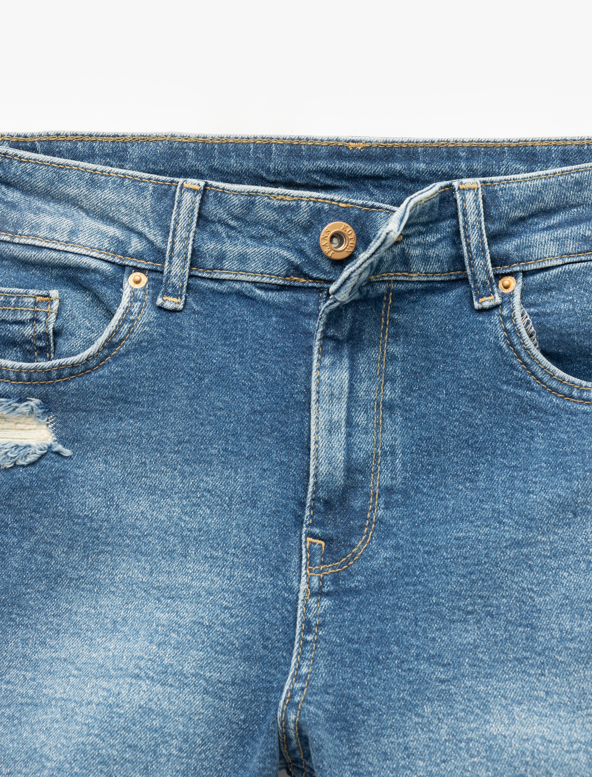   Katlı Paça Yıpratılmış Düğmeli Cepli Skinny Fit Mini Denim Şort