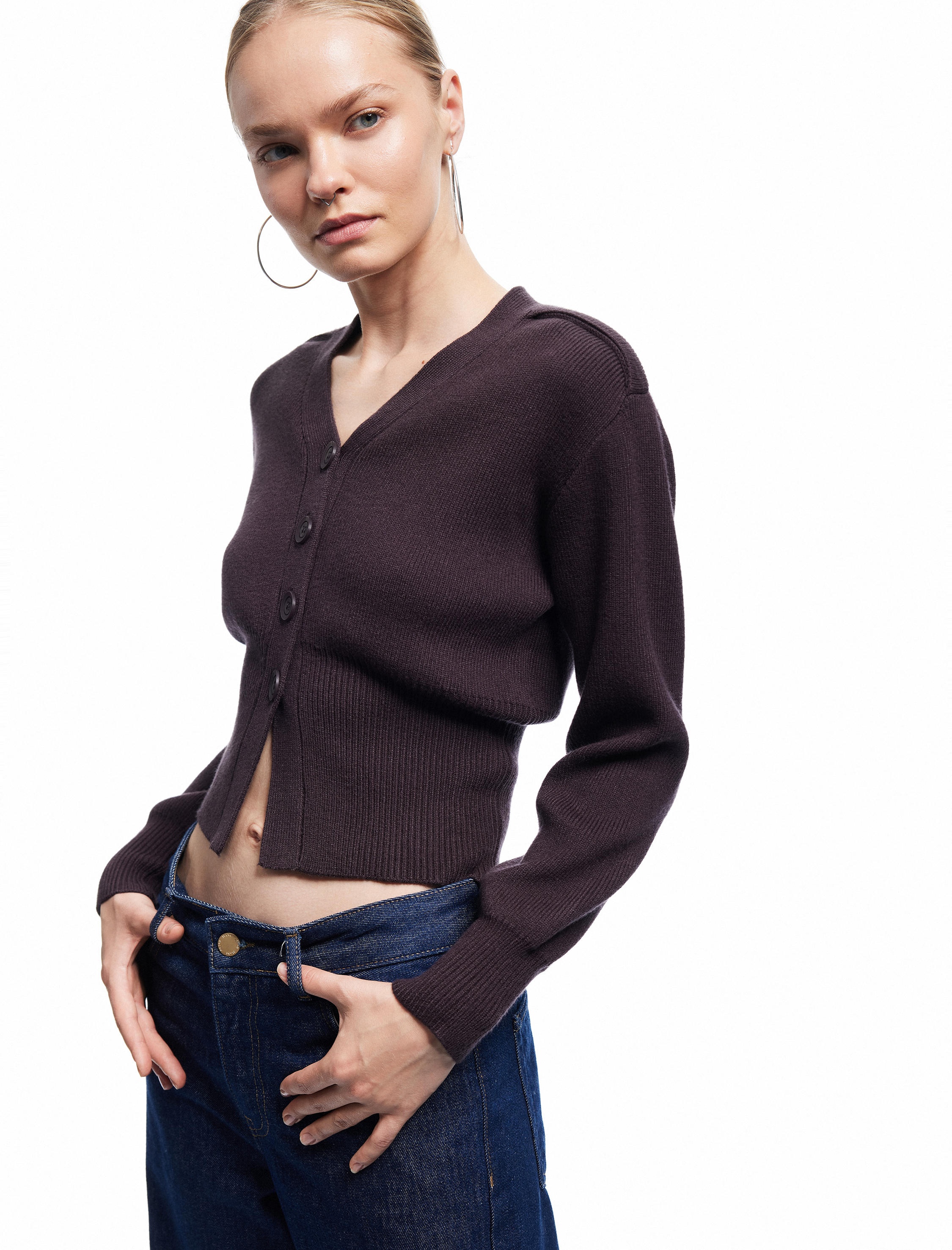   Viskon Karışımlı Düğmeli Uzun Kollu V Yaka Crop Hırka