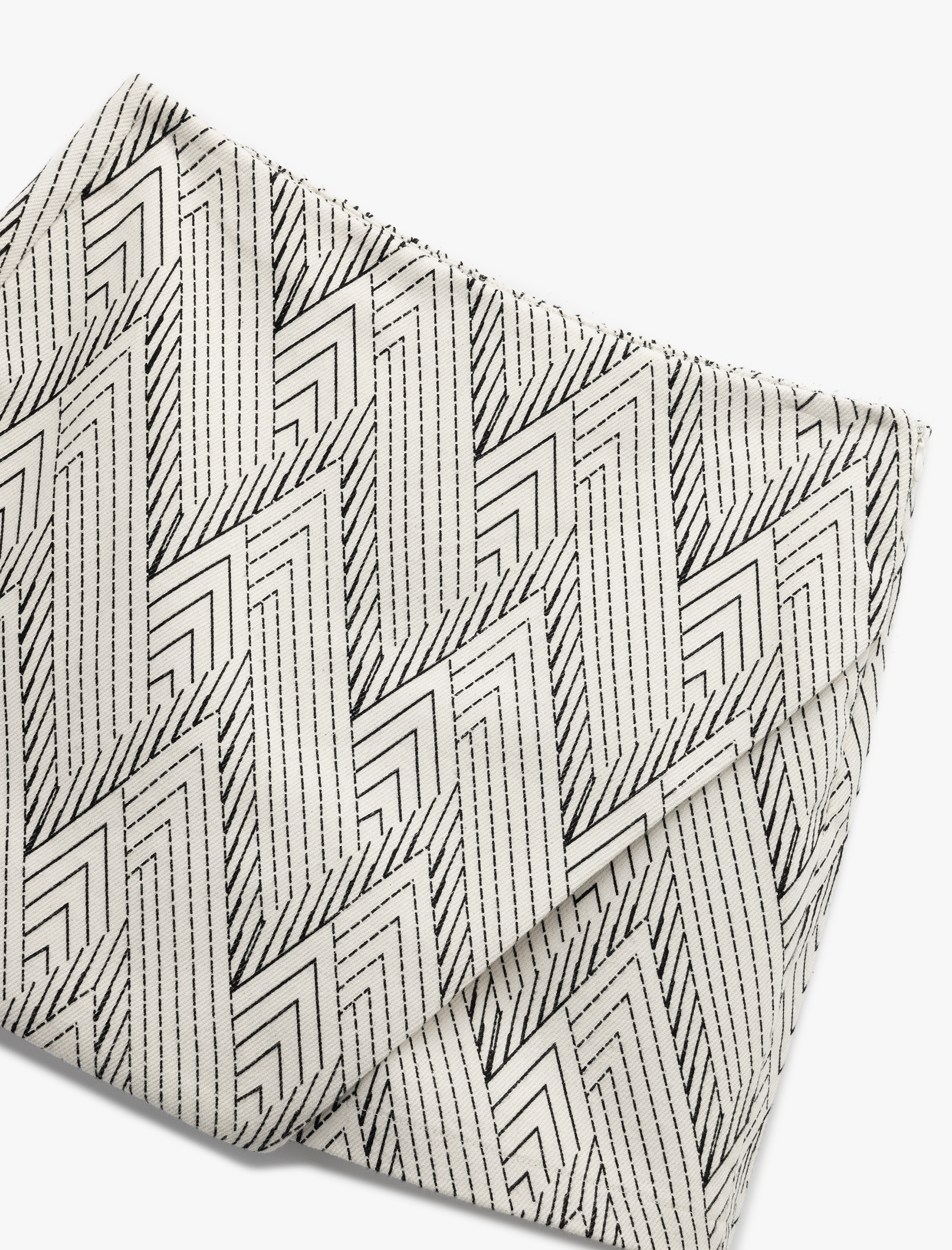   Gabardin Pamuklu Slim Fit Geometrik Desenli Mini Şort Etek