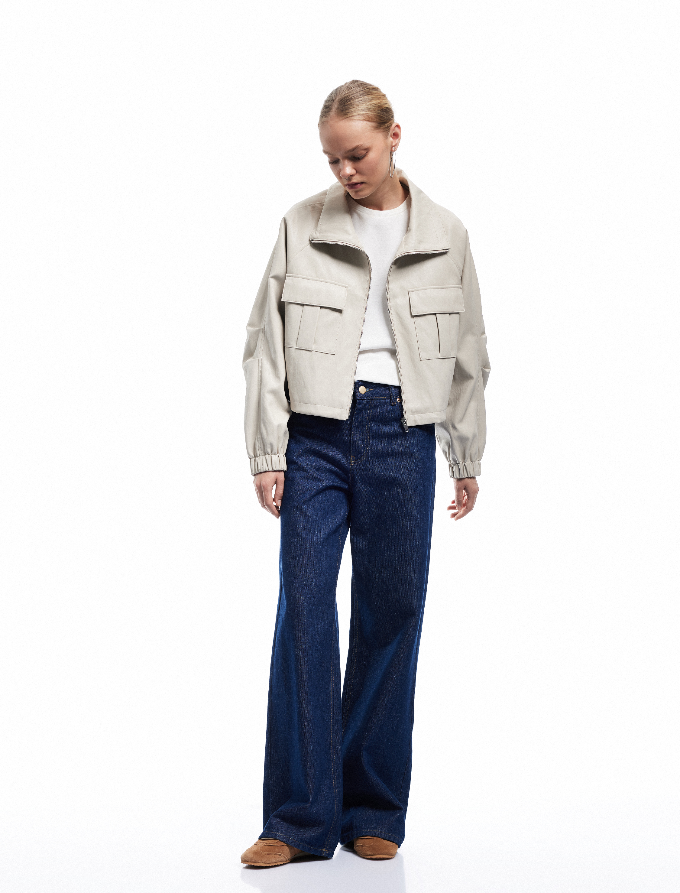   Uzun Kollu Dik Yaka Cep Detaylı Fermuarlı Oversize Viskon Ceket