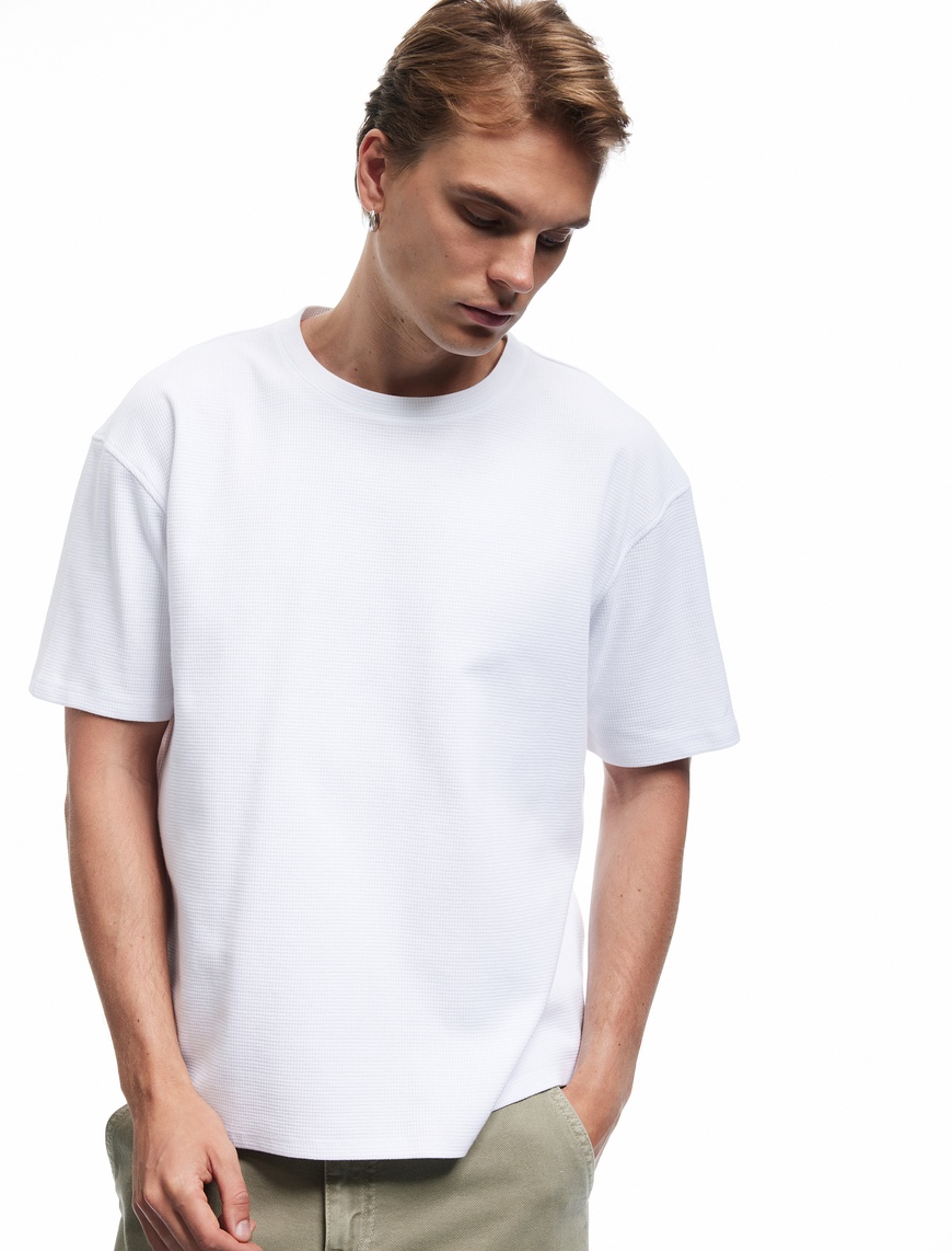   Kısa Kollu Waffle Dokulu Oversize Pamuklu Bisiklet Yaka Basic Tişört