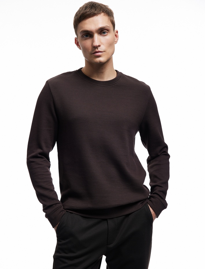  Pamuklu Uzun Kollu Dokulu Basic Bisiklet Yaka Sweatshirt