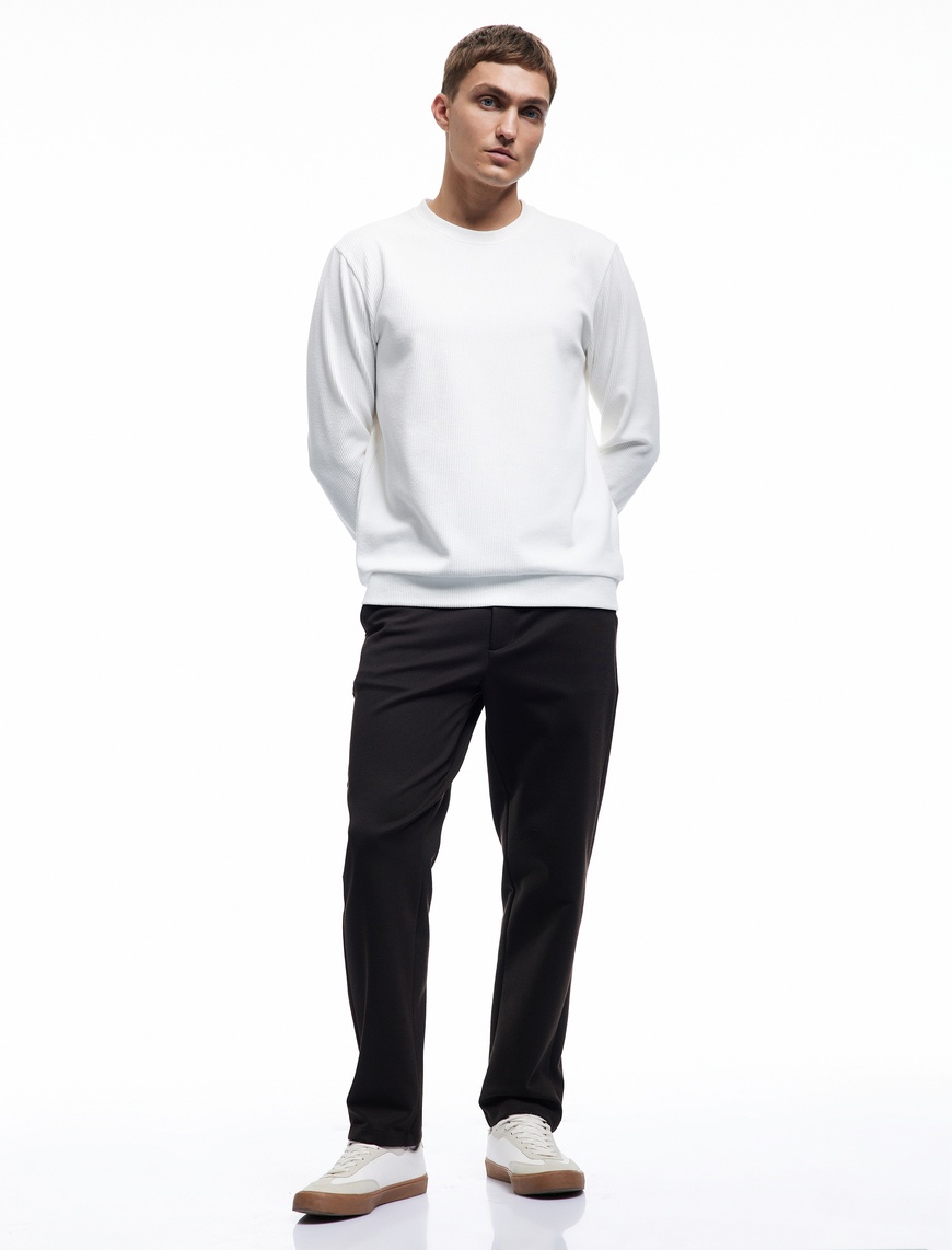   Uzun Kollu Bisiklet Yaka Basic Sweatshirt
