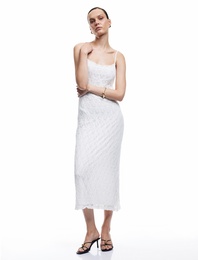 Astarlı Slim Fit Midi Boy İnce Askılı Dantelli Elbise