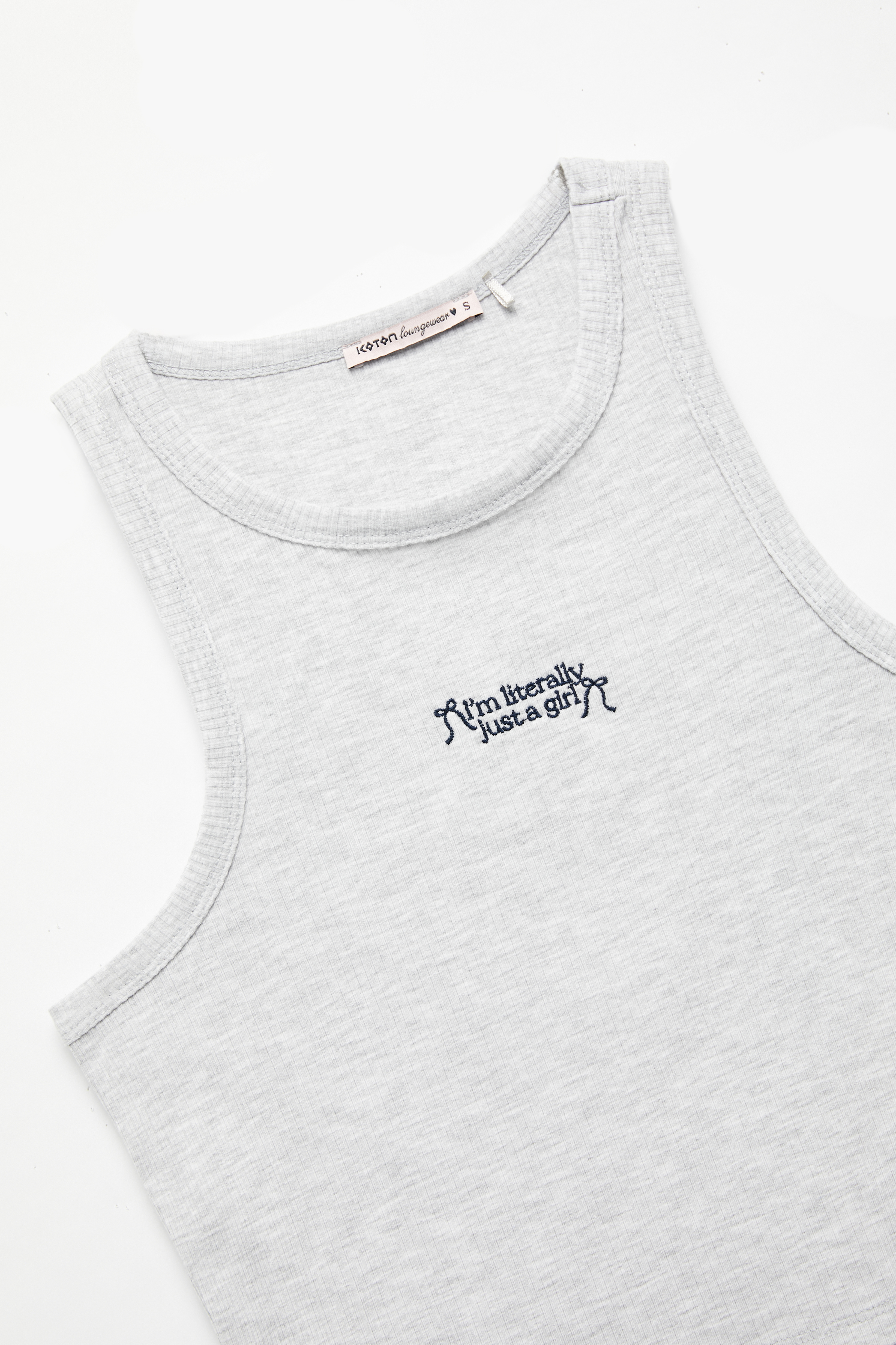   Slim Fit Nakış Detaylı Crop Halter Yaka Atlet Pijama Üstü