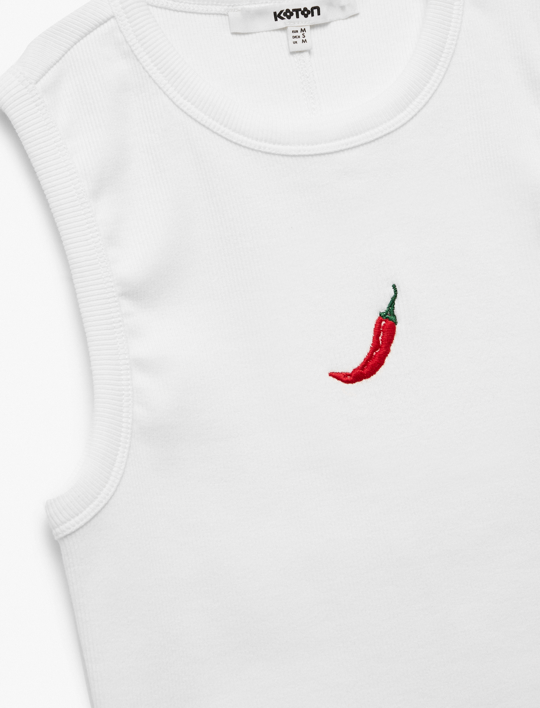   Pamuklu Bisiklet Yaka Kolsuz Biber Nakış Detaylı Atlet