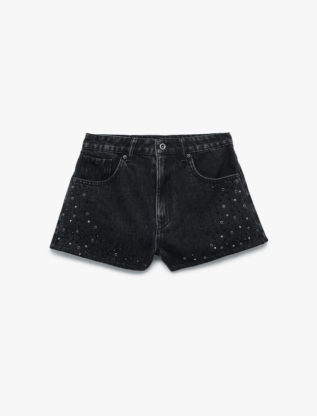 Koton X Zeynep Bastık - Düğmeli Cep Detaylı Taşlı Mini Denim Şort_3